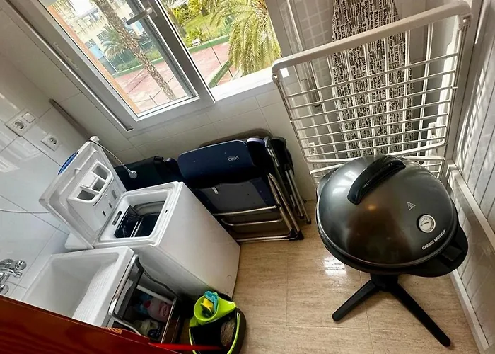 Szumiące Palmy Port Tomás Maestre