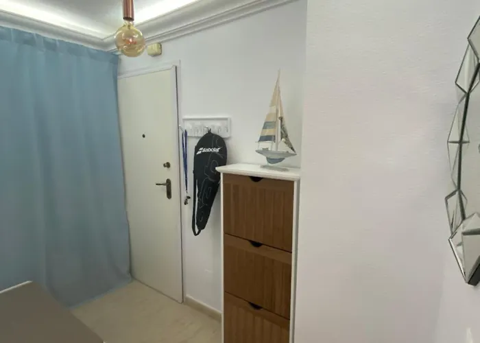 Szumiące Palmy Port Tomás Maestre *