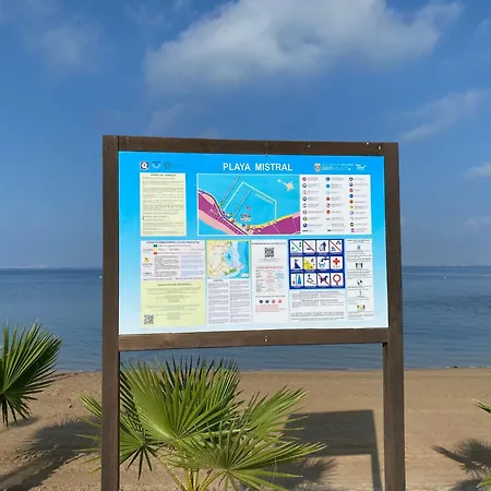 Szumiace Palmy Port Tomas Maestre La Manga del Mar Menor