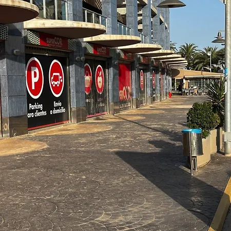 Szumiace Palmy Port Tomas Maestre Daire *